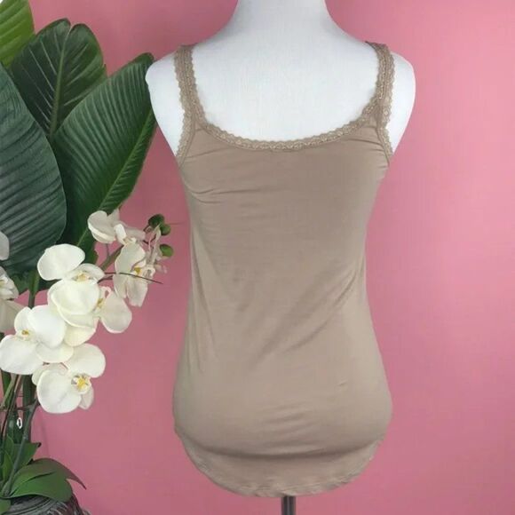 Victoria’s Secret Lace Accent Purple & Tan Scoop Neck Tank Tops - Picture 5 of 8